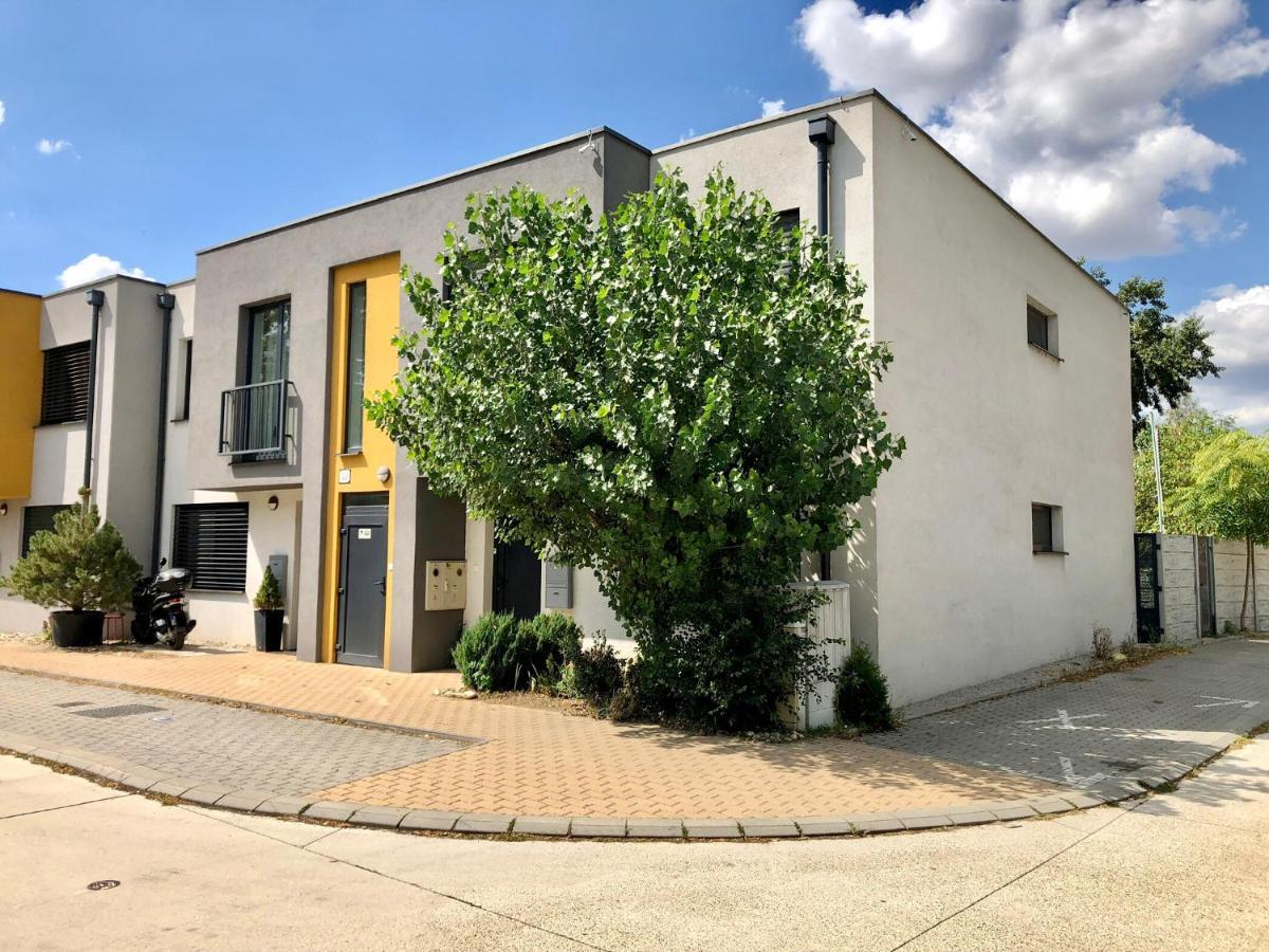 Sunrise Apartments Сенец Экстерьер фото